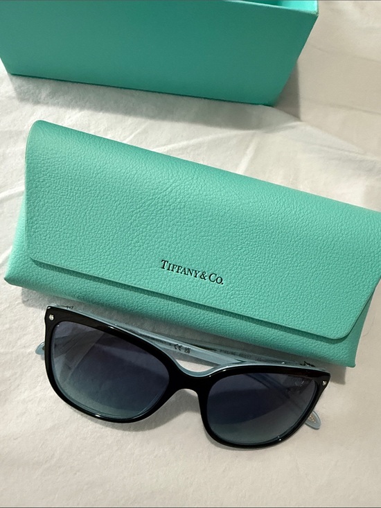 Tiffany & Co. Black Sunglasses with Blue Gradient Lenses and Tiffany Blue Case main image 4